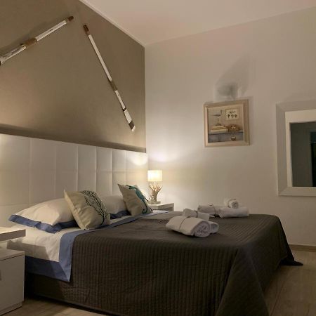 Aquarama Rooms & Apartments Torre Squillace Zewnętrze zdjęcie