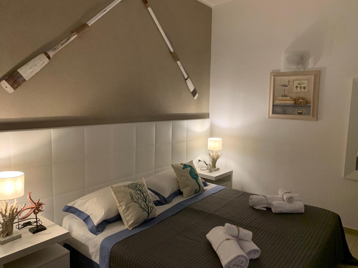 Aquarama Rooms & Apartments Torre Squillace Zewnętrze zdjęcie