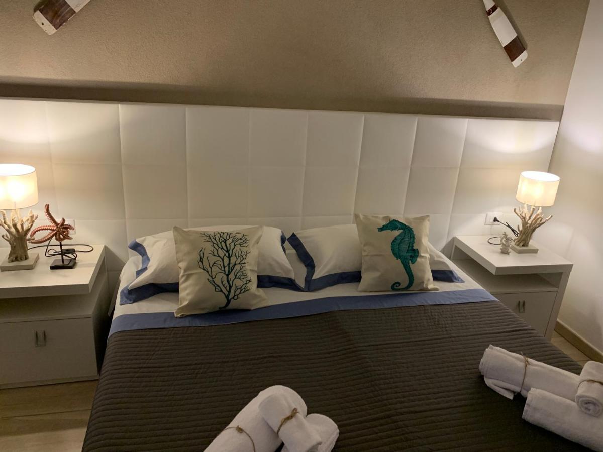 Aquarama Rooms & Apartments Torre Squillace Zewnętrze zdjęcie