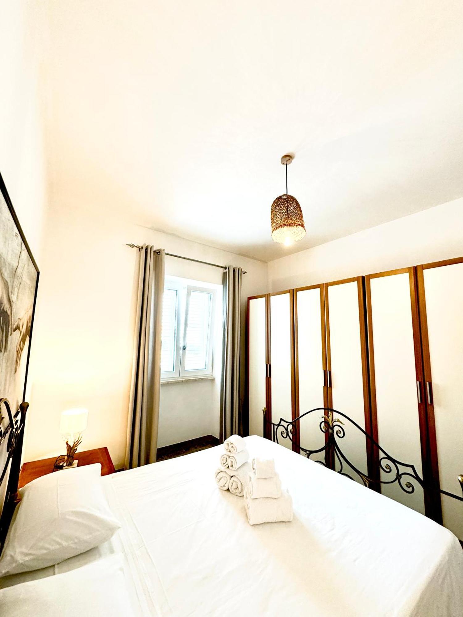 Aquarama Rooms & Apartments Torre Squillace Zewnętrze zdjęcie